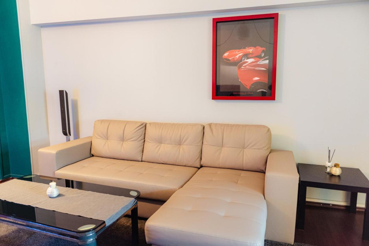 בוקרשט Comfy Apartment With Private Parking And Netflix מראה חיצוני תמונה