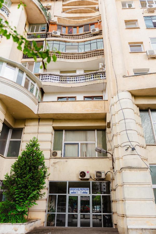 בוקרשט Comfy Apartment With Private Parking And Netflix מראה חיצוני תמונה