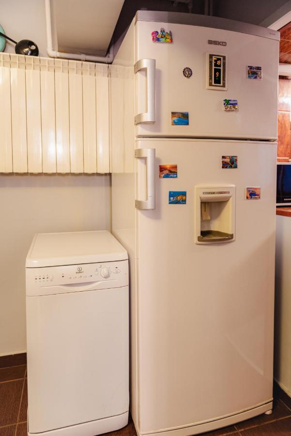 בוקרשט Comfy Apartment With Private Parking And Netflix מראה חיצוני תמונה