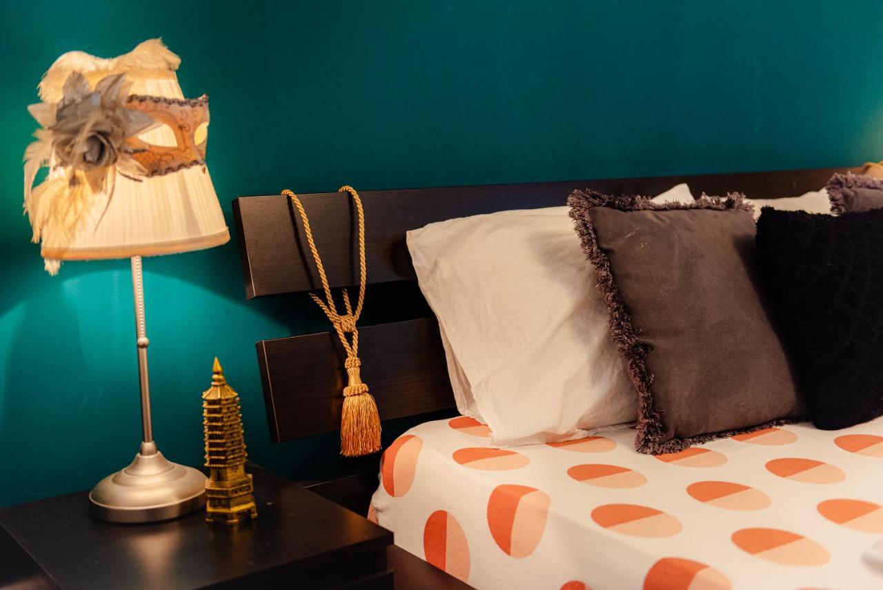 בוקרשט Comfy Apartment With Private Parking And Netflix מראה חיצוני תמונה